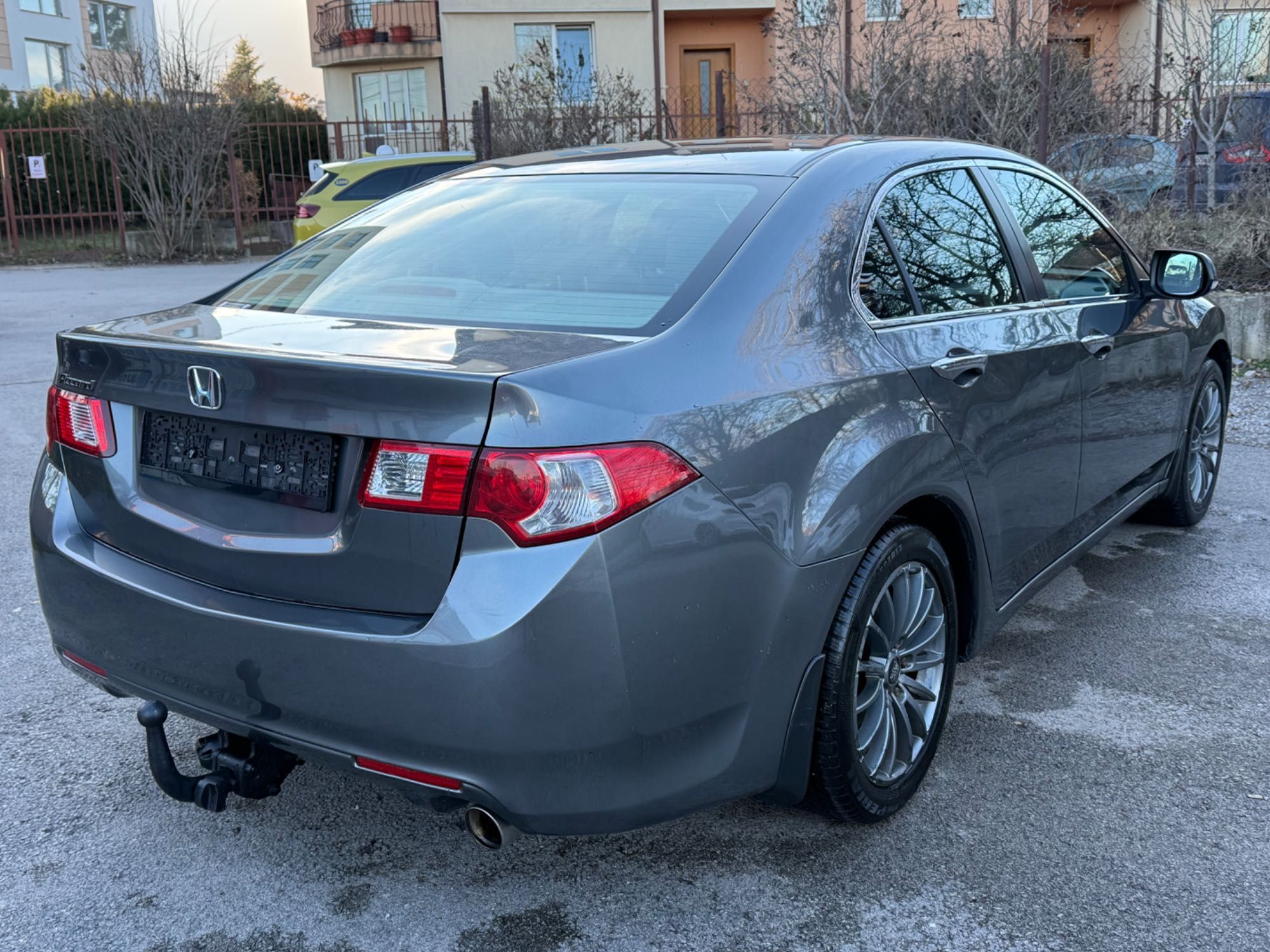 Honda Accord 2.0 i-VTEC 16V (155 кс) Automatic/Sedan/11.2009г.