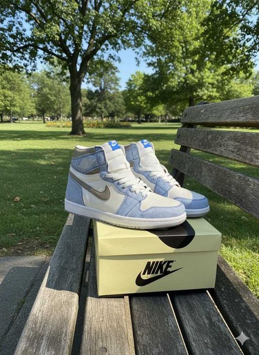 Adidasi Jordan 1 High Hyper Royal - Adidasi Unisex Premium