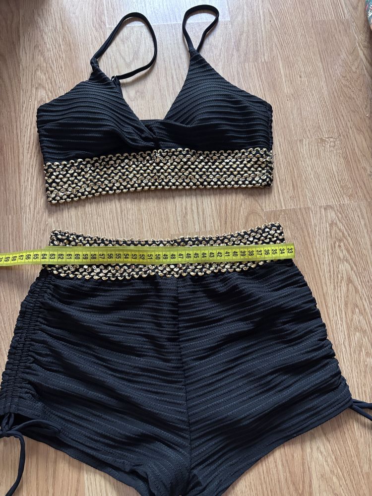Costum de baie nou, elegant material super