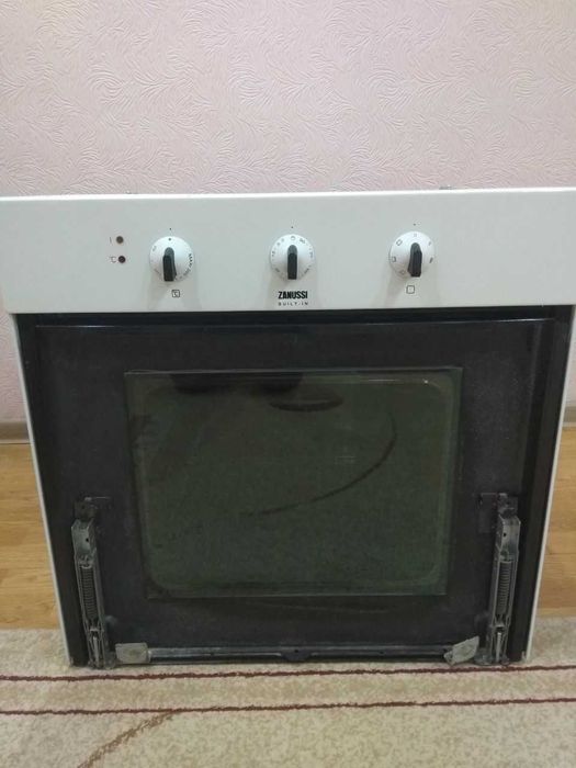 Духовка  электрическая