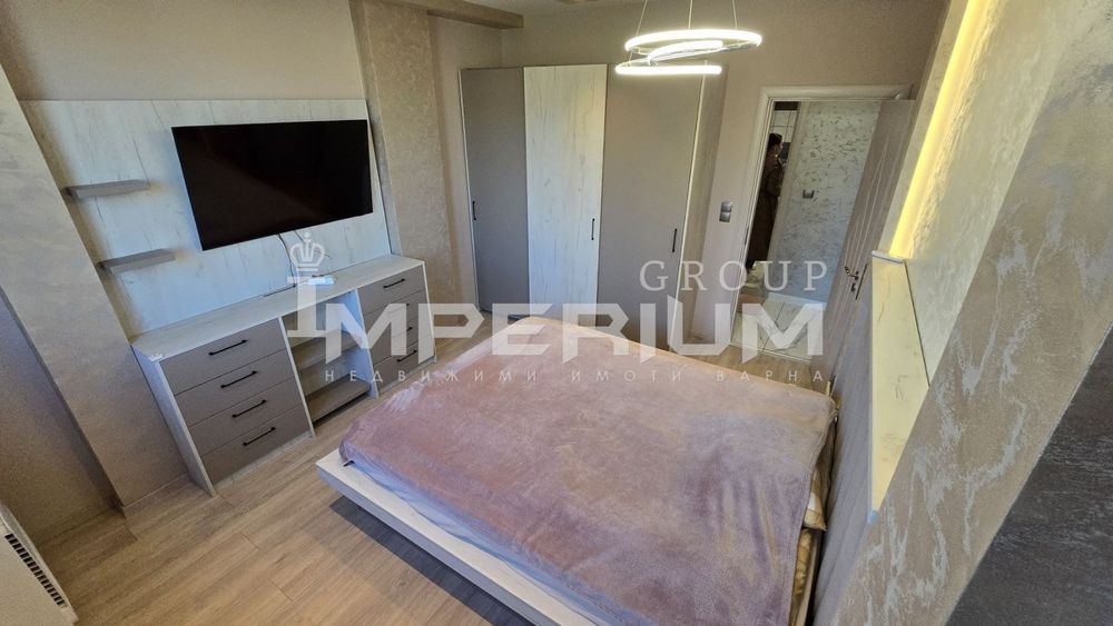 Дава се под наем Тристаен апартамент в Варна, Бриз - 92 кв.м за 1275 € - Снимка #8