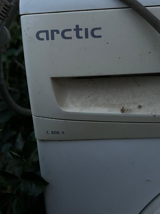 Masina de spalat rufe Arctic