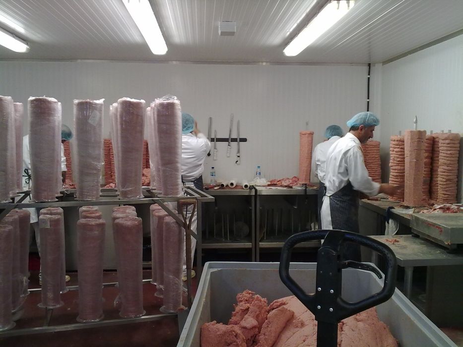 Lavash va Donar uchun yarim tayyor halol go'sht mahsulotlari