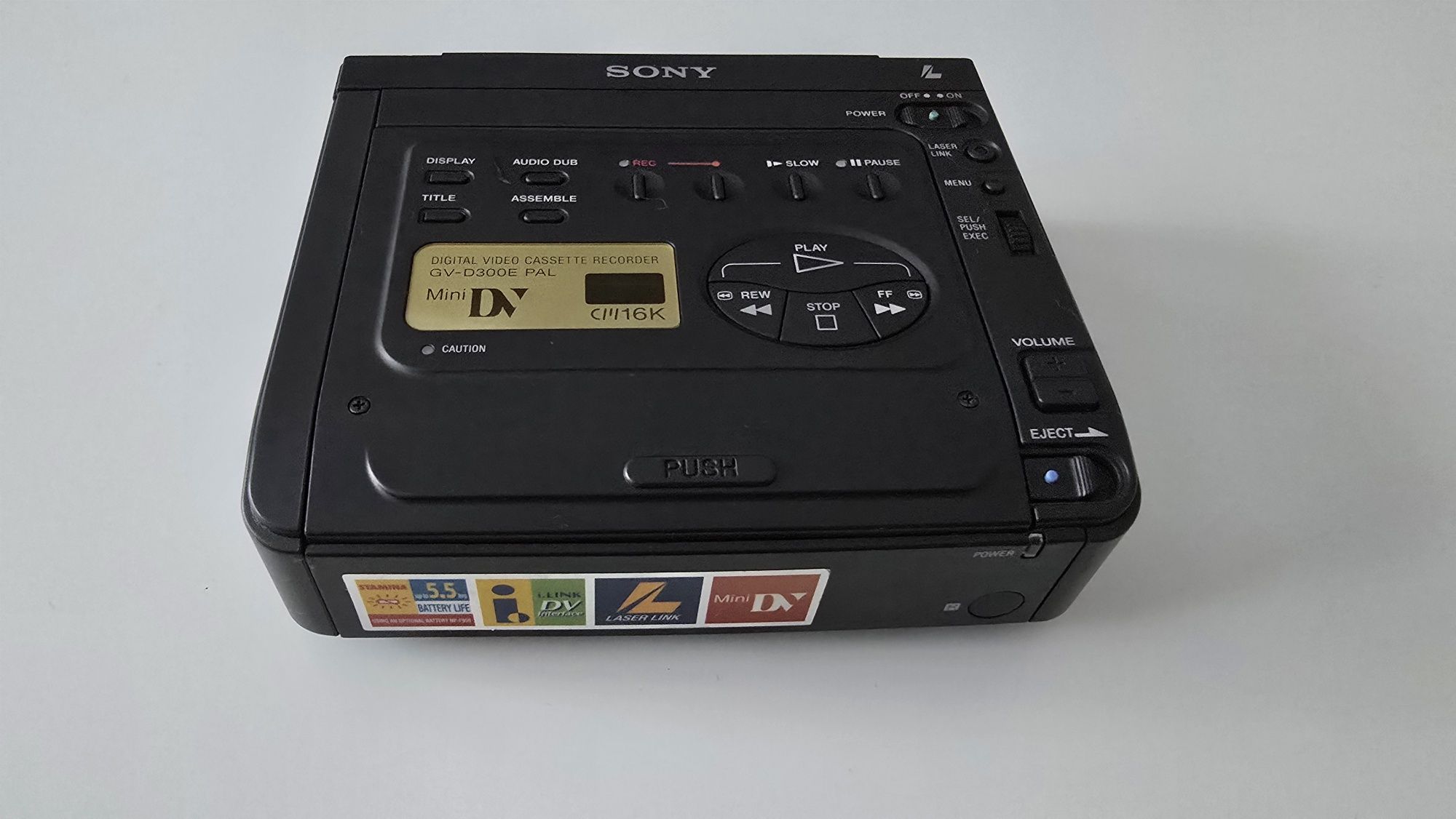 Sony mini DV GV-D300E Digital Video Cassette recorder