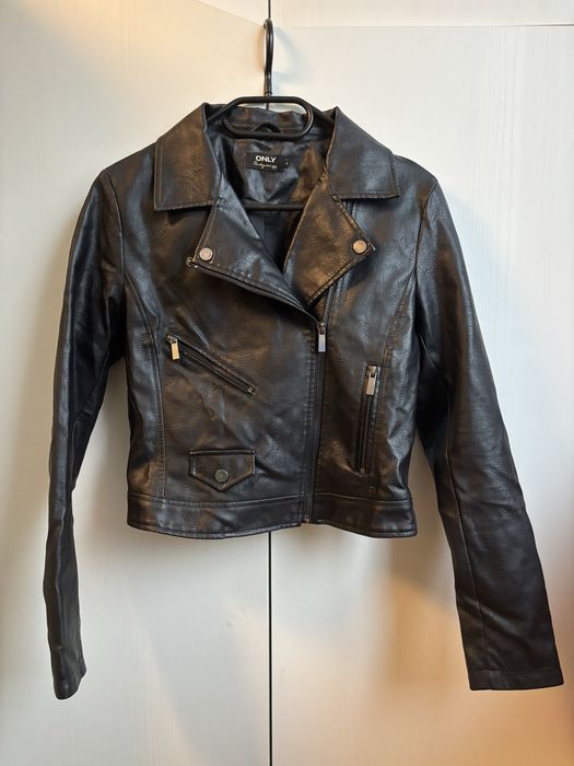 Ново кожено яке Only и подарък рокля