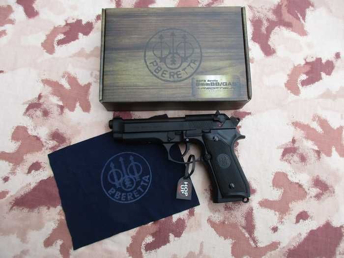 Pistol Airsoft Beretta FULL METAL HopUp Modificat 4,7jouli