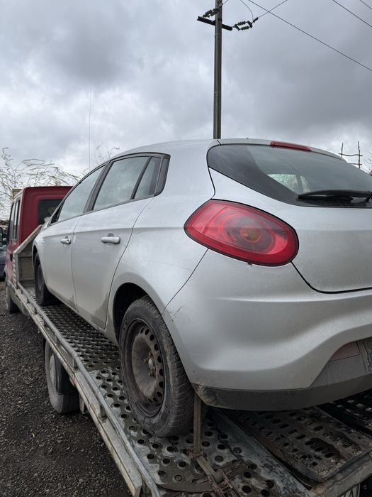 Dezmembrez fiat bravo 2007