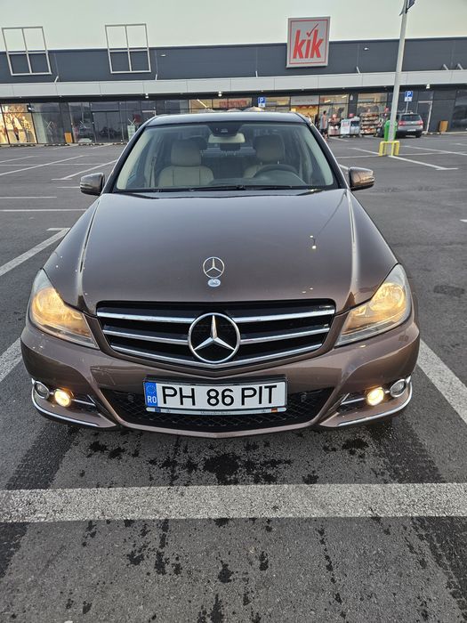 Mercedes w204 PRET 9200 EURO!!!