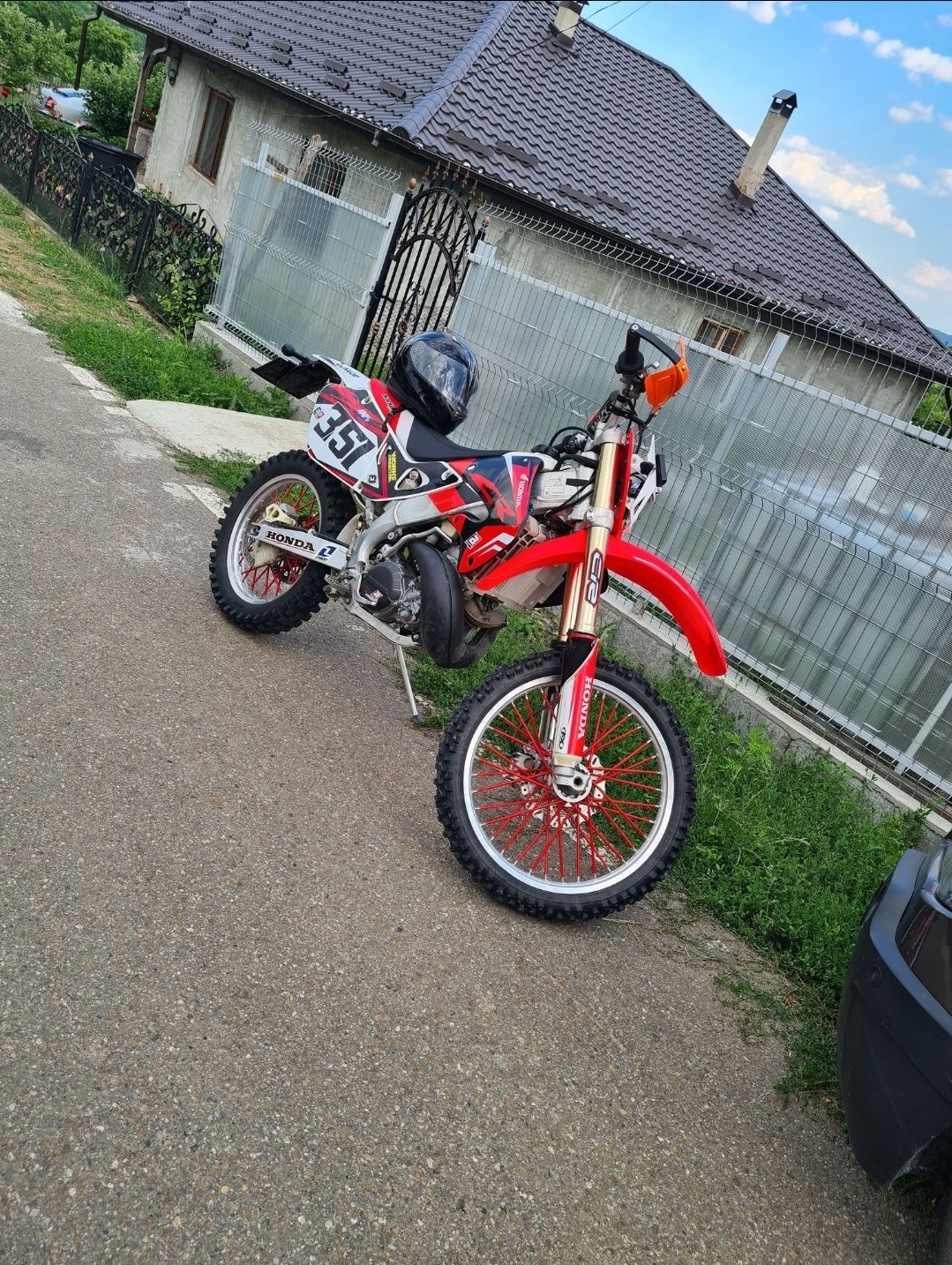 Honda  CRE 250 2T