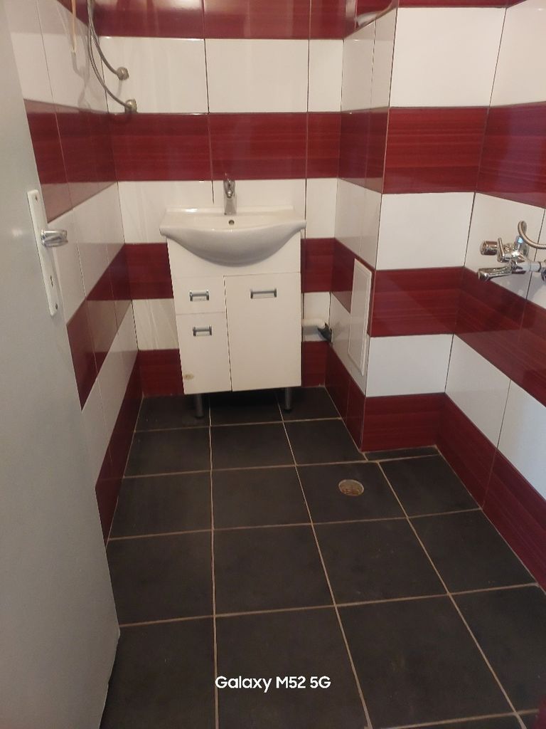 Продава се Многостаен апартамент в Русе, Родина 2 - 105 кв.м за 858 €/кв.м - Снимка #5