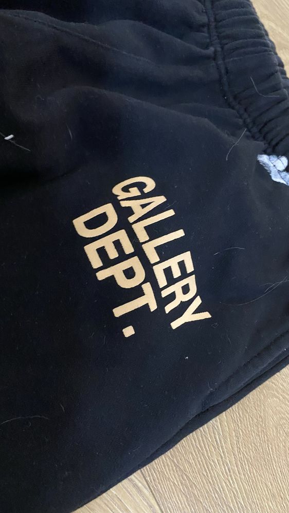 Pantaloni Flared Gallery Dept
