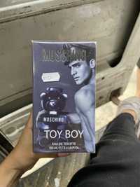 moschino toy boy