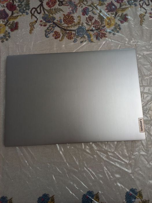Lenovo Ideapad 3