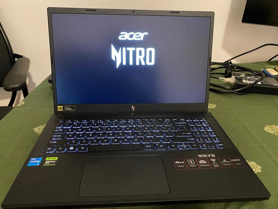 Laptop Gaming Acer Nitro V 15, i5-13420H,GeForce RTX 3050, in garantie