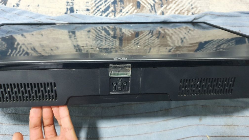 Artel  32 lik telezor