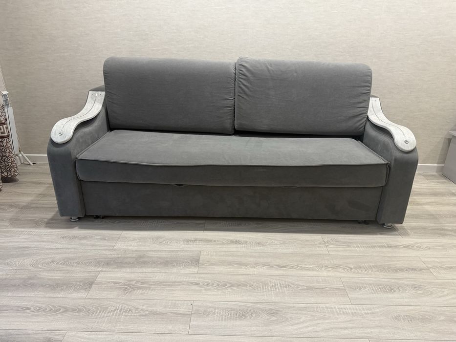 Продам диван самовывоз