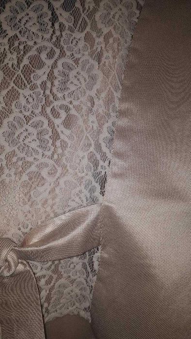 Bluza de ocazie aurie cu dantela