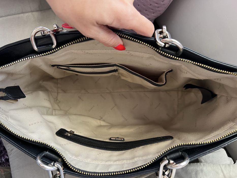 Оригинална чанта GUESS