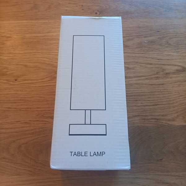 НОВА! Нощна лампа с USB A+C и 3 цветови температури