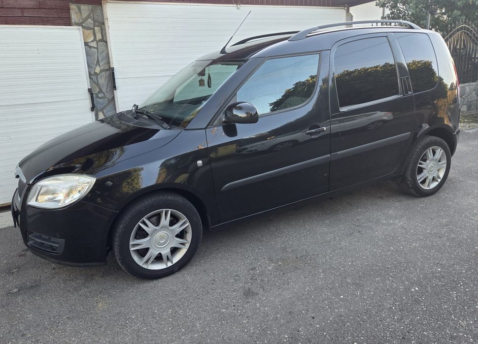 Skoda Roomster 1.9TDI 105CP, an 2008, fără gram de rugina, impecabila