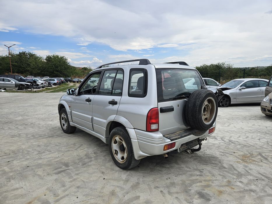 Сузики Гранд Витара 2.5i V6 НА ЧАСТИ