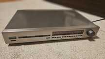 Tuner Yamaha TX-930 AM/FM stereo tuner, made in Japan.