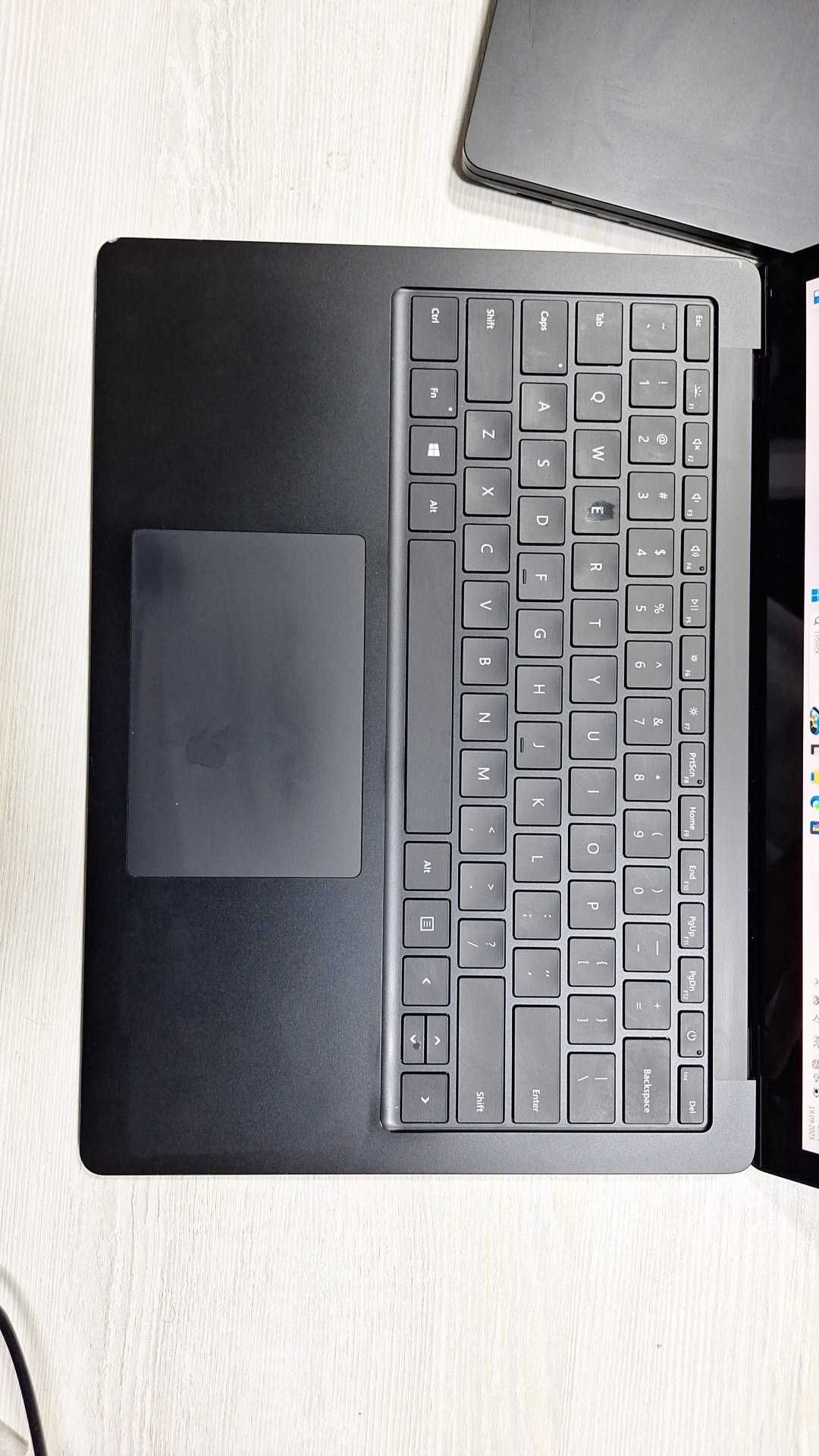 Surface Laptop 3 carbon 13.5” 2K IPS Sensor I7-1065G7 16GB/256GB Nvme