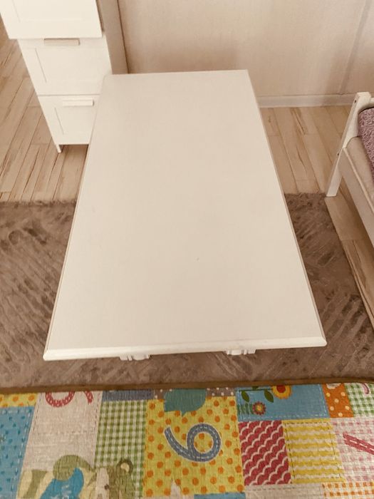 Продам журнальный столик