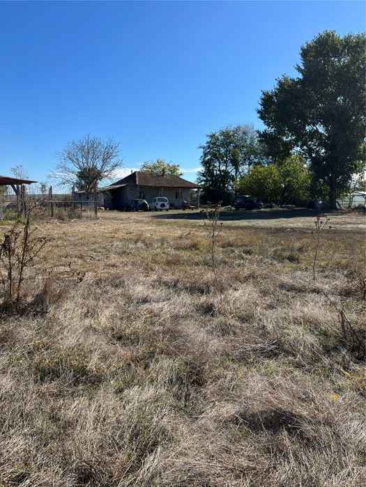 Proprietate completă cu teren de 5.300 mp