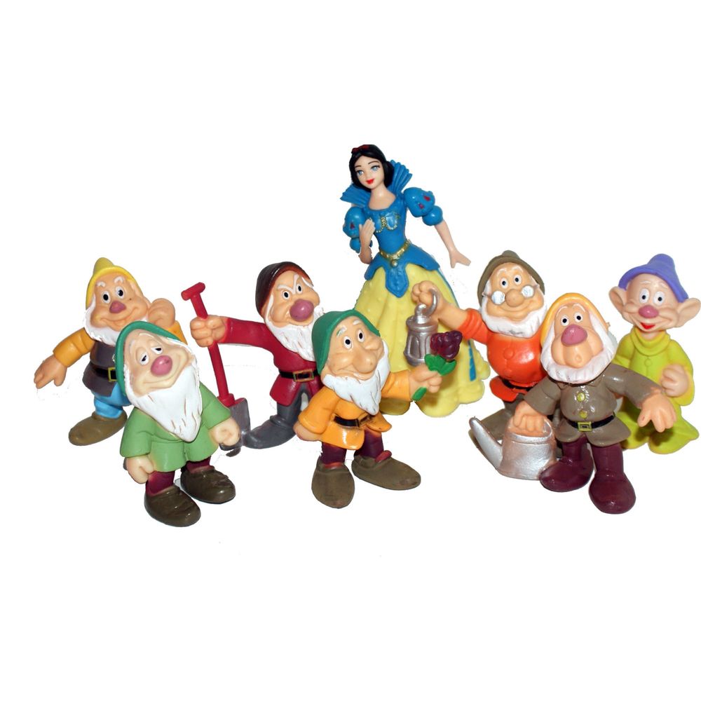 Alba ca zapada si cei 7 pitici, set de 8 figurine de jucarie