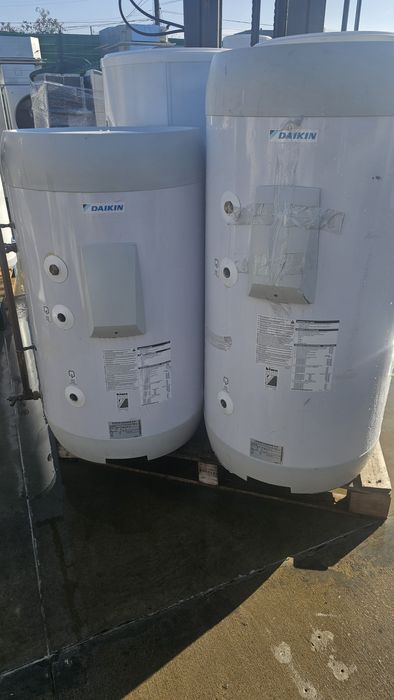 Daikin бойлер 150л и 180л със серпентина  неръждаем хромникелов буфер