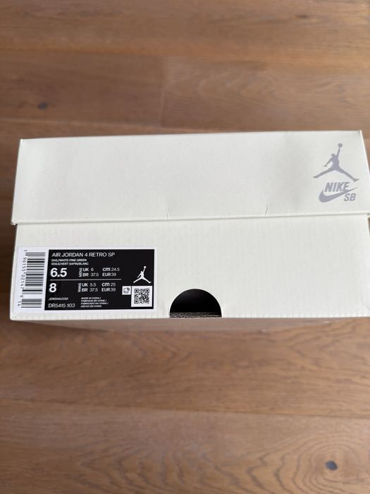 AIR JORDAN 4 Retro sp