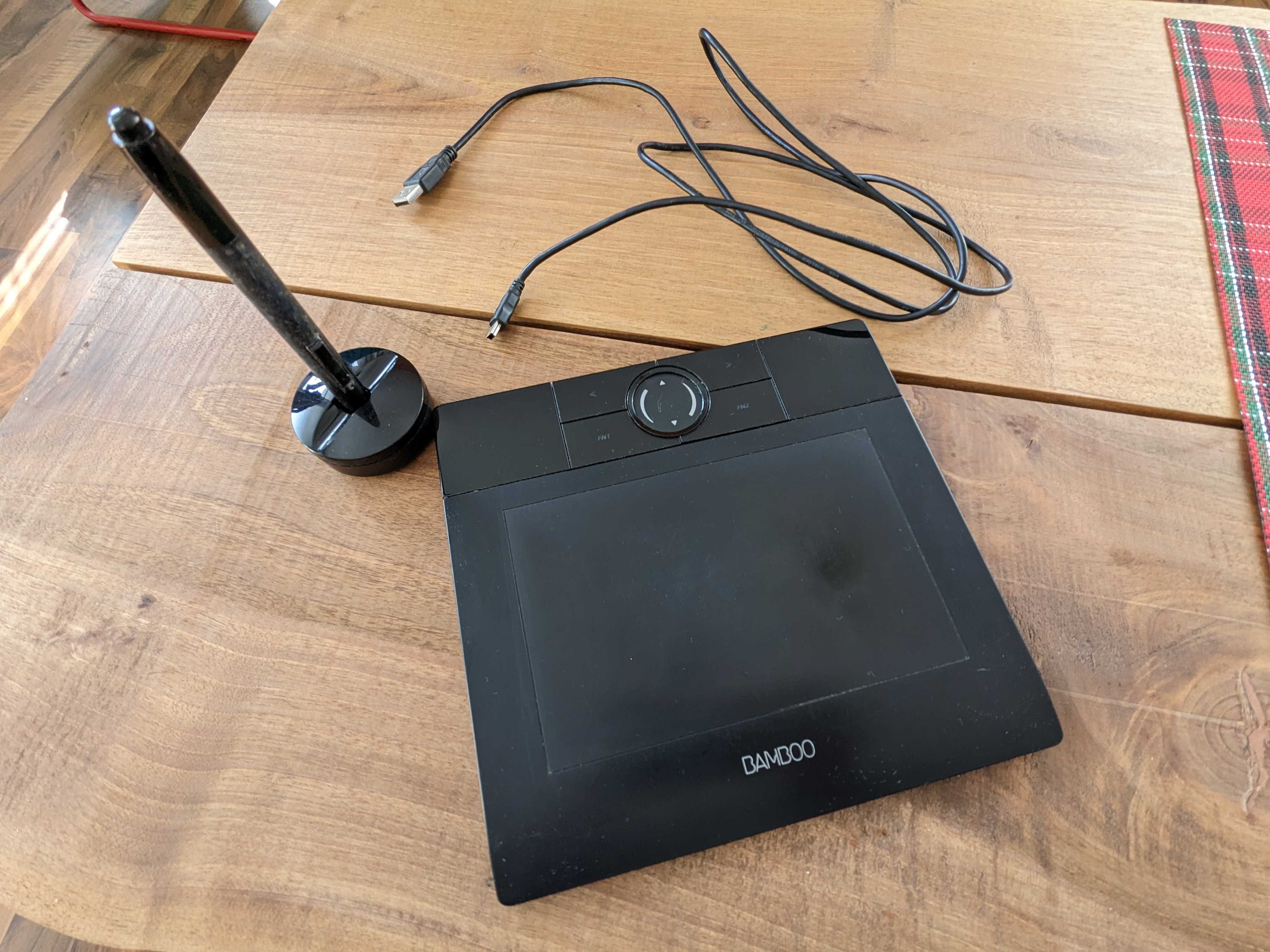 Таблет Wacom Bamboo MTE-450