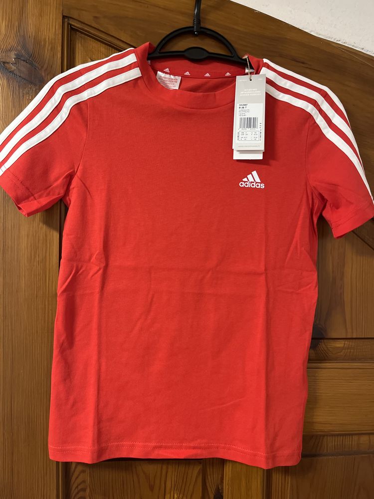 РАЗПРОДАЖБА!!! Оригинални Тениски Adidas
