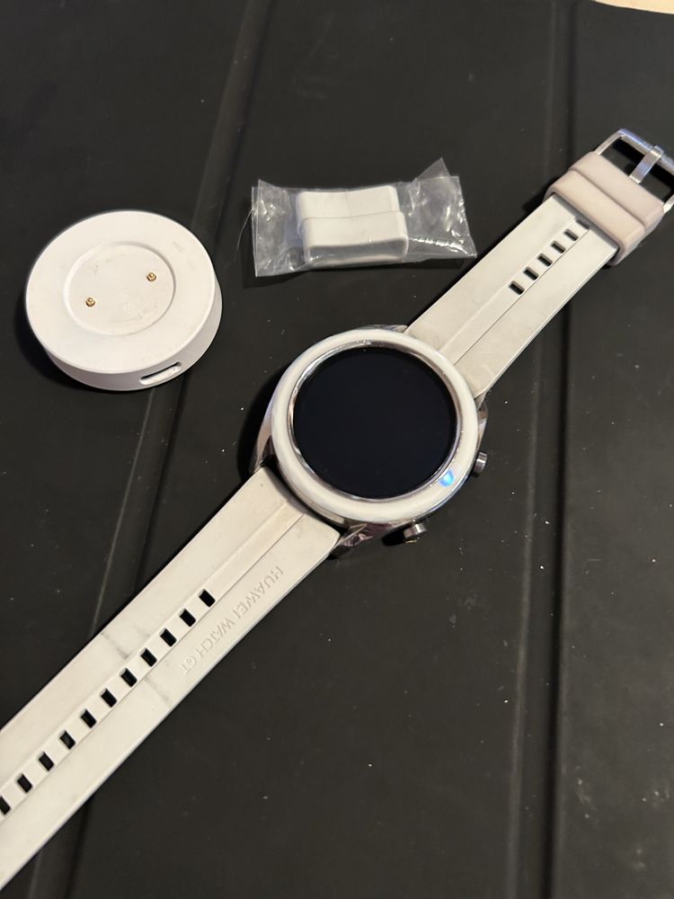 Смарт часовник Huawei watch GT