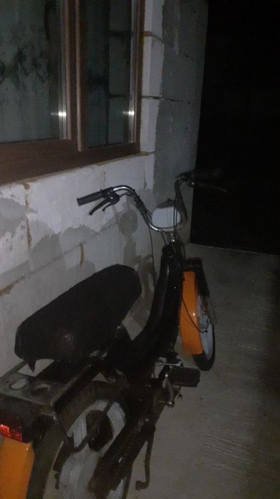 Vând piese piaggio si