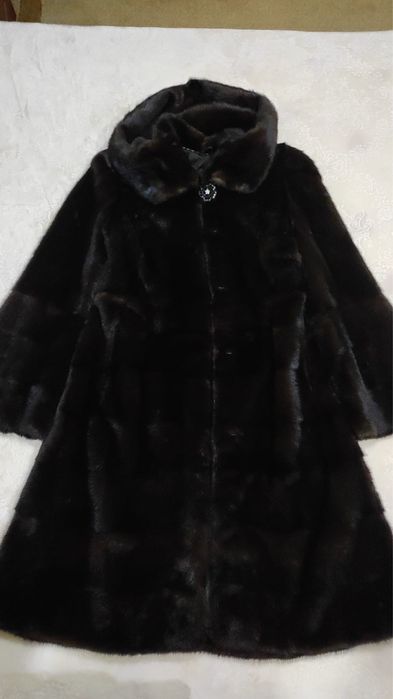 Продам шубу норковую
