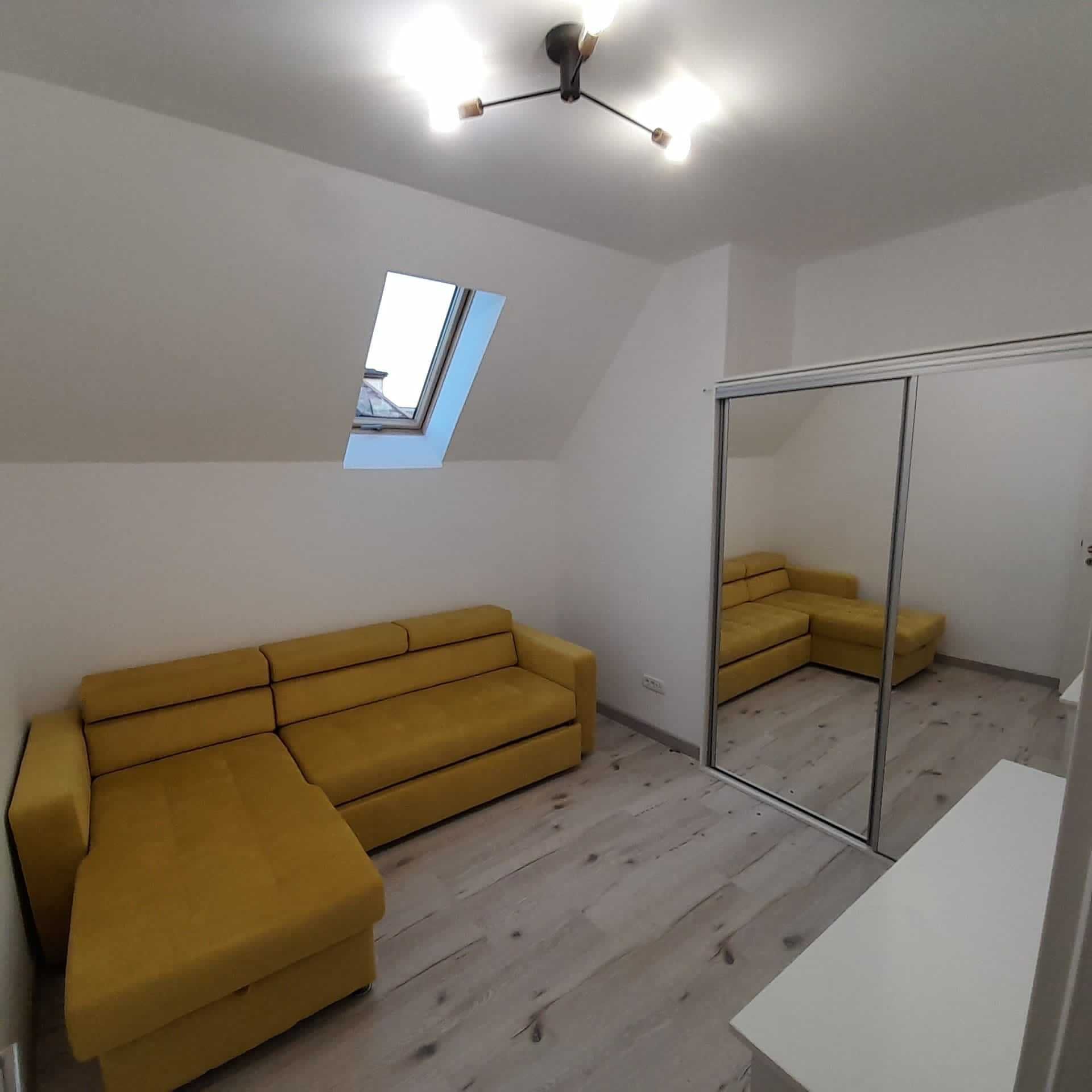 Apartament 3 camere la Vila str. Rennes din Sibiu de inchiriat
