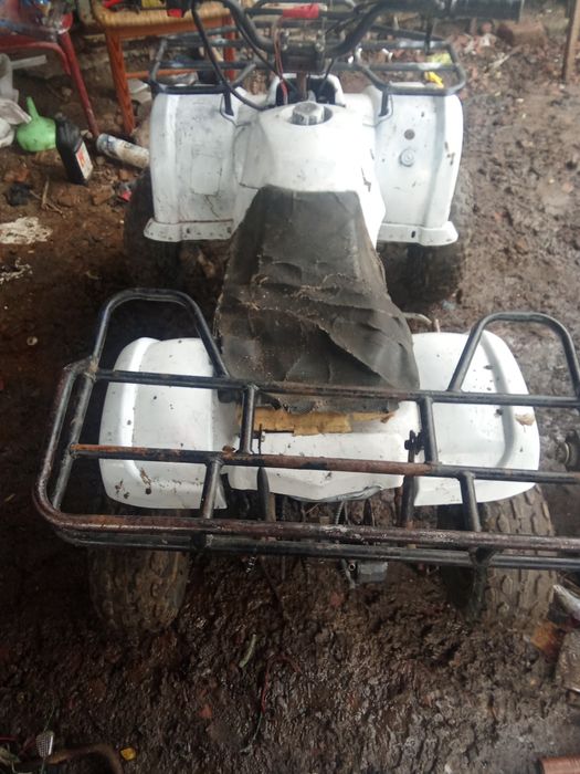 Vând sau schimb ATV 107 CC automat schimb doar cu cross de 125cc