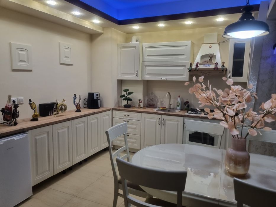 Cazare lux apartament  3 camere central