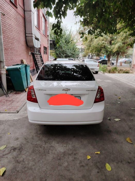 Chevrolet gentra sotiladi