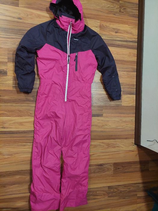 Vand echipament schi Wedze impecabil pentru fata 12-14 ani