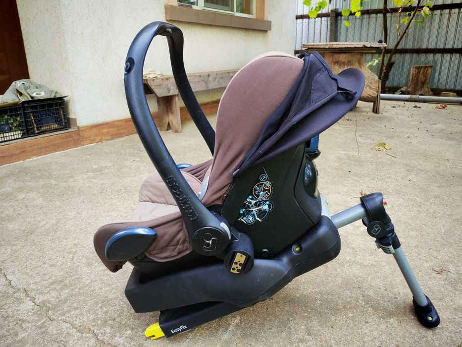 Scoica auto cu baza isofix, Maxi Cosi