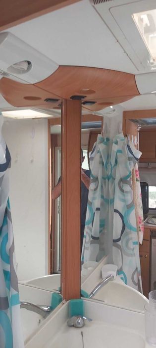 Продава се каравана Cristall Moorea 530BK – 2001 г.