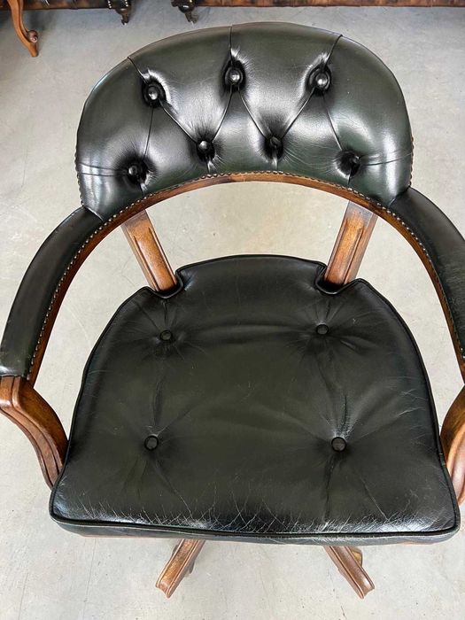 Scaun de birou/Chesterfield!