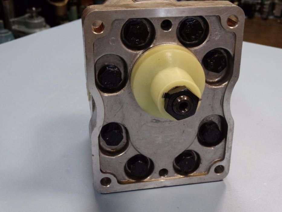 хидравлична помпа А 165 Х