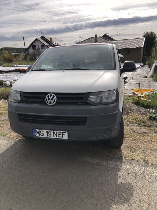 Vand tranporter t5 an 2010tdi  140 cai stare buna