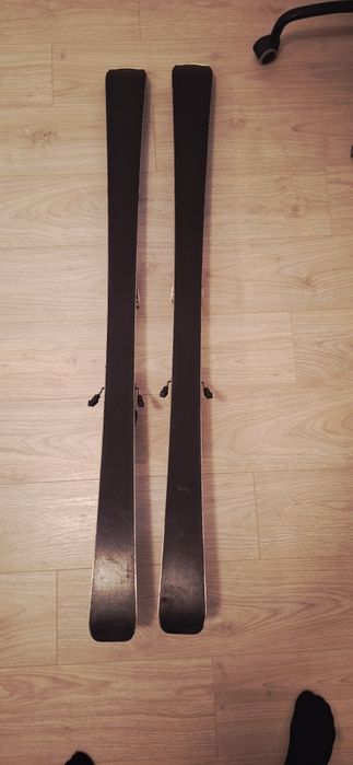 Skiuri Stokli si Head