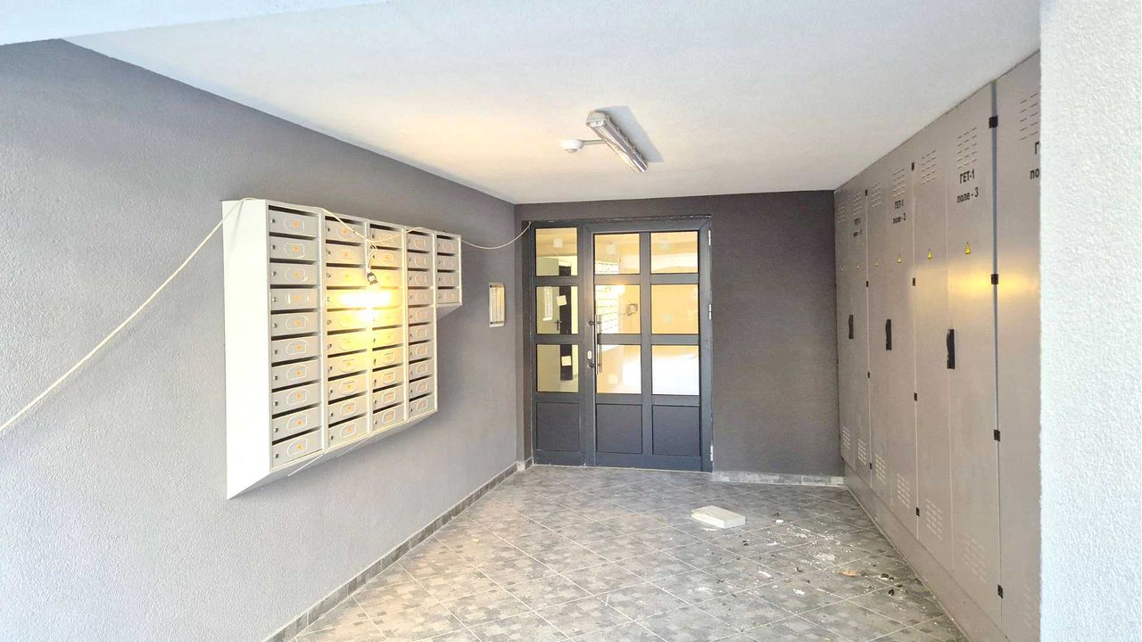 Продава се Четиристаен апартамент в София, Подуяне - 143 кв.м за 2200 €/кв.м - Снимка #17