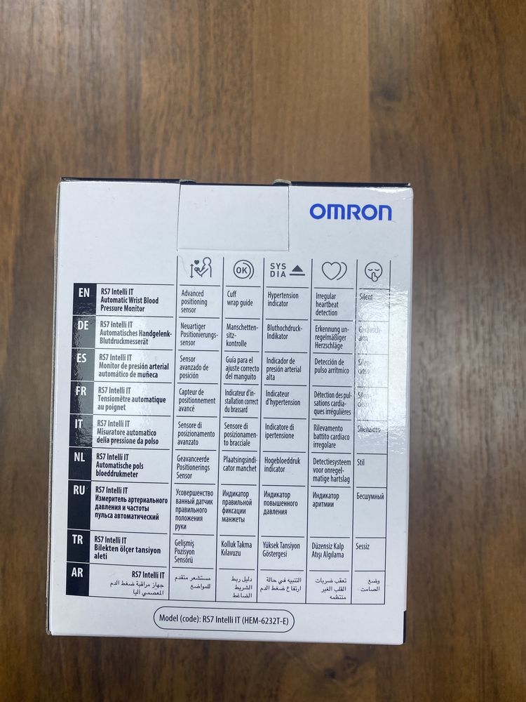 Omron RS7 Intelli IT тонометр